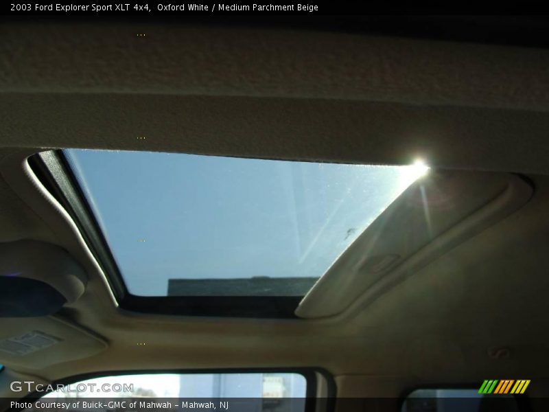 Oxford White / Medium Parchment Beige 2003 Ford Explorer Sport XLT 4x4