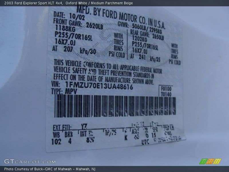 Oxford White / Medium Parchment Beige 2003 Ford Explorer Sport XLT 4x4