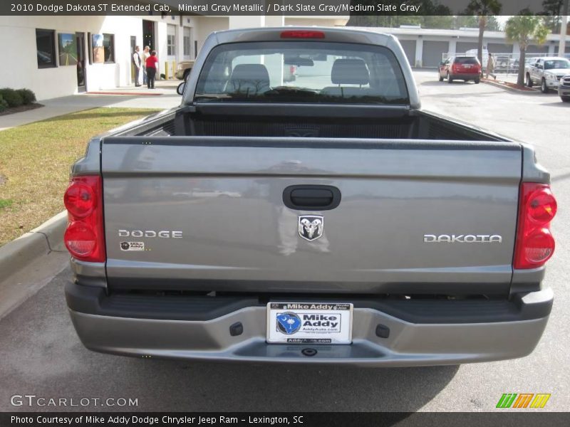Mineral Gray Metallic / Dark Slate Gray/Medium Slate Gray 2010 Dodge Dakota ST Extended Cab