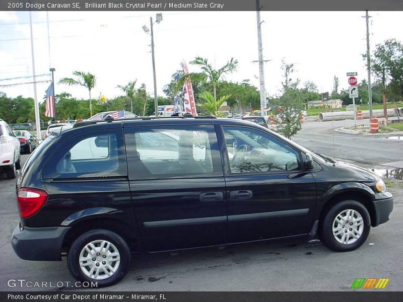 Brilliant Black Crystal Pearl / Medium Slate Gray 2005 Dodge Caravan SE