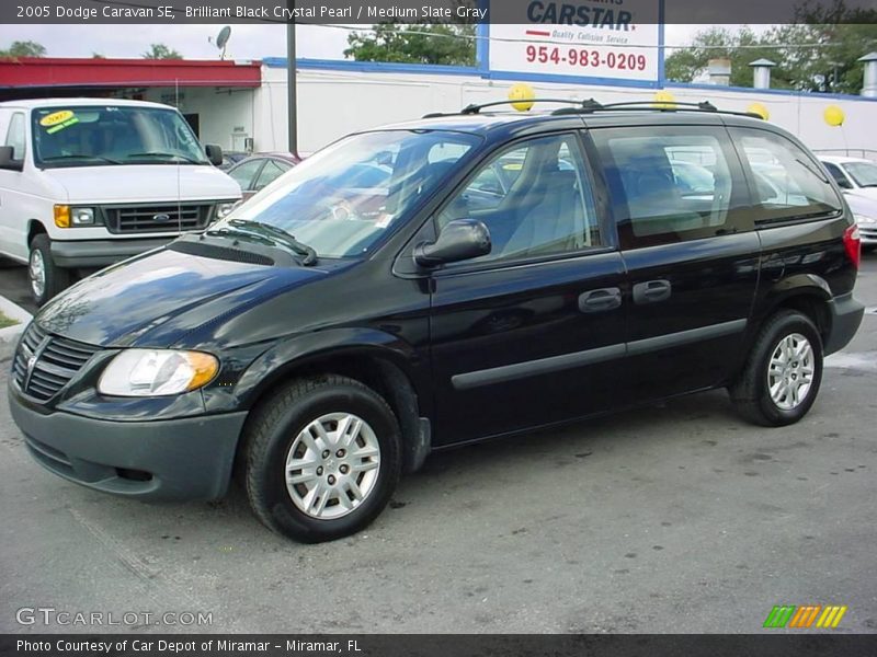 Brilliant Black Crystal Pearl / Medium Slate Gray 2005 Dodge Caravan SE
