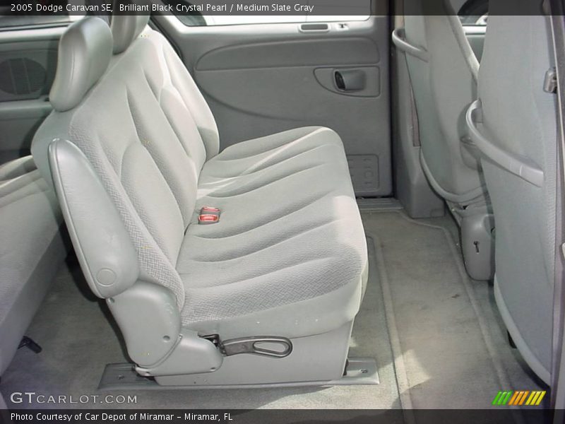 Brilliant Black Crystal Pearl / Medium Slate Gray 2005 Dodge Caravan SE