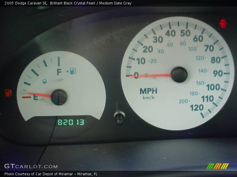 Brilliant Black Crystal Pearl / Medium Slate Gray 2005 Dodge Caravan SE