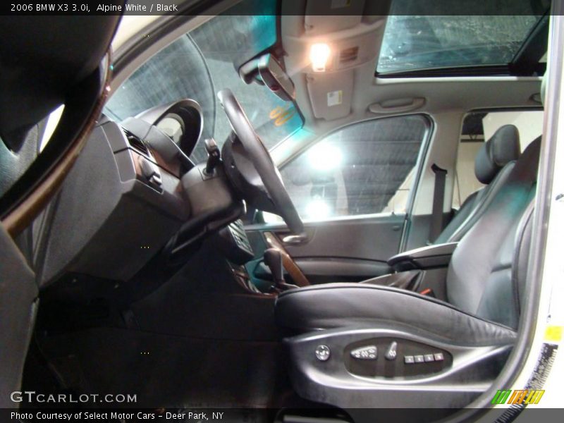 Alpine White / Black 2006 BMW X3 3.0i
