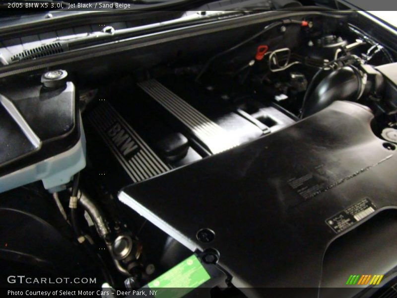 Jet Black / Sand Beige 2005 BMW X5 3.0i