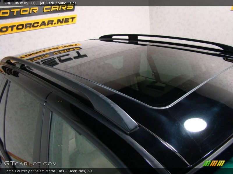 Jet Black / Sand Beige 2005 BMW X5 3.0i
