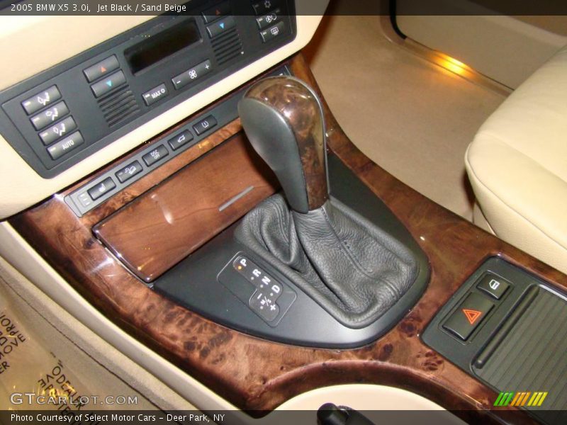 Jet Black / Sand Beige 2005 BMW X5 3.0i