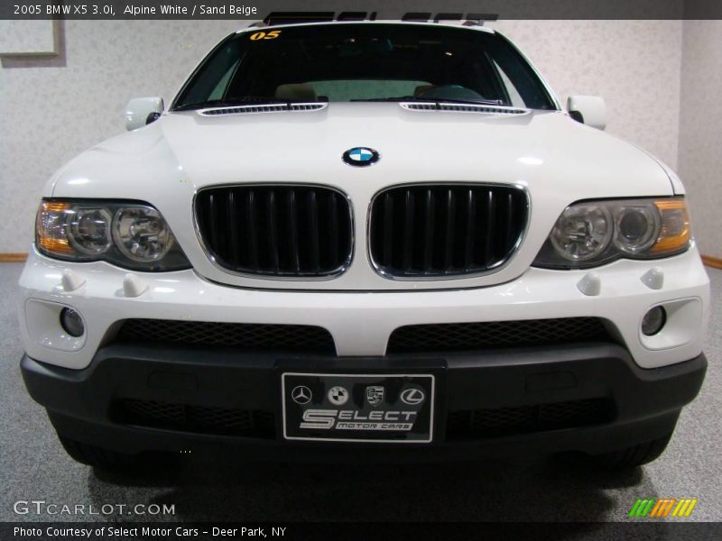 Alpine White / Sand Beige 2005 BMW X5 3.0i