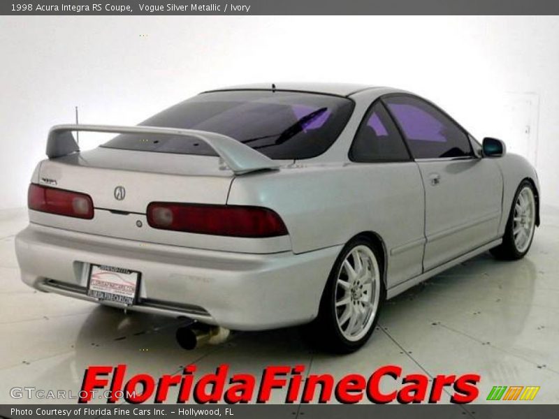 Vogue Silver Metallic / Ivory 1998 Acura Integra RS Coupe