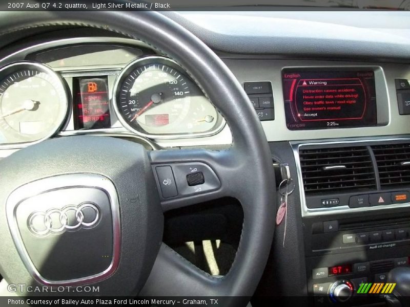 Light Silver Metallic / Black 2007 Audi Q7 4.2 quattro