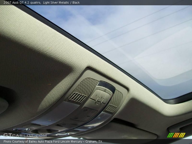 Light Silver Metallic / Black 2007 Audi Q7 4.2 quattro
