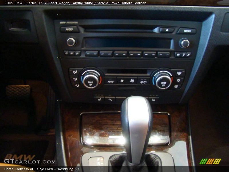 Alpine White / Saddle Brown Dakota Leather 2009 BMW 3 Series 328xi Sport Wagon