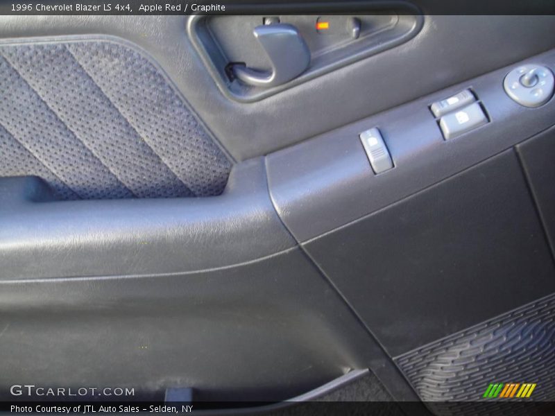 Apple Red / Graphite 1996 Chevrolet Blazer LS 4x4