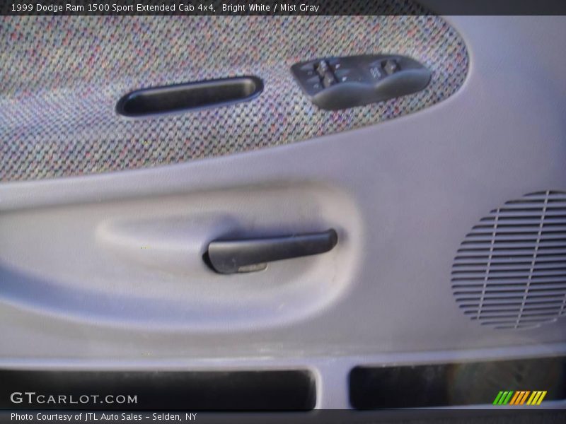 Bright White / Mist Gray 1999 Dodge Ram 1500 Sport Extended Cab 4x4