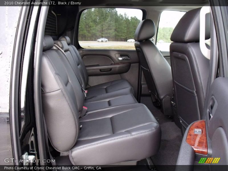 Black / Ebony 2010 Chevrolet Avalanche LTZ