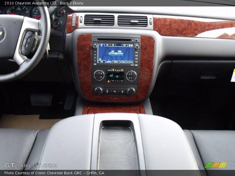 Black / Ebony 2010 Chevrolet Avalanche LTZ