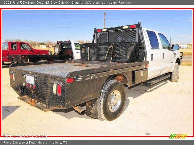 Oxford White / Medium Parchment 2001 Ford F350 Super Duty XLT Crew Cab 4x4 Chassis