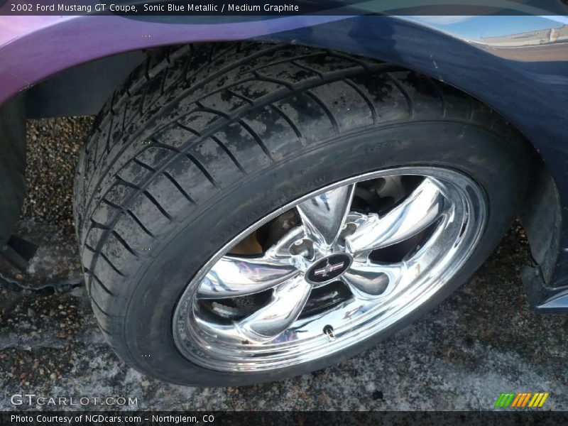 Sonic Blue Metallic / Medium Graphite 2002 Ford Mustang GT Coupe