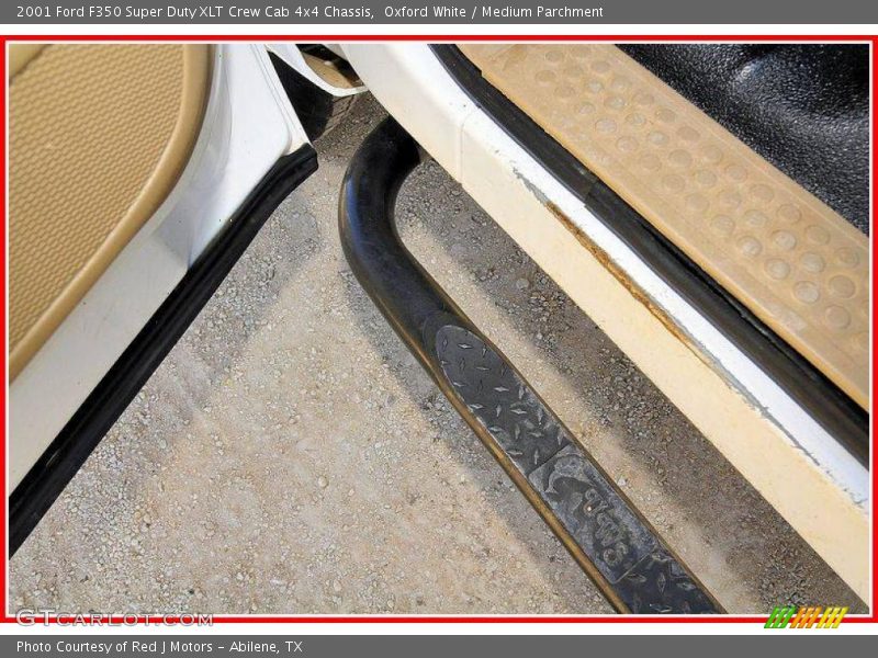 Oxford White / Medium Parchment 2001 Ford F350 Super Duty XLT Crew Cab 4x4 Chassis