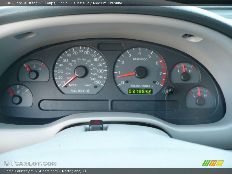 Sonic Blue Metallic / Medium Graphite 2002 Ford Mustang GT Coupe