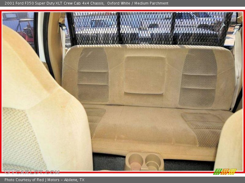 Oxford White / Medium Parchment 2001 Ford F350 Super Duty XLT Crew Cab 4x4 Chassis
