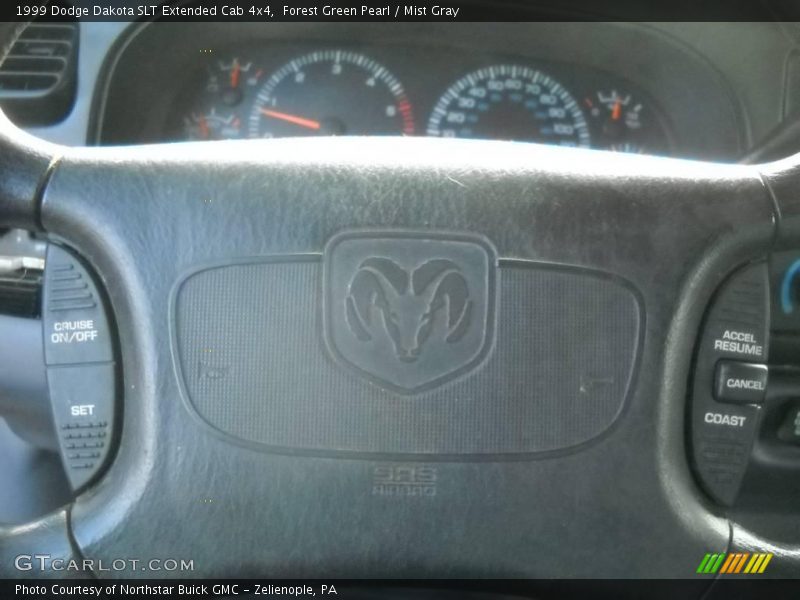 Forest Green Pearl / Mist Gray 1999 Dodge Dakota SLT Extended Cab 4x4