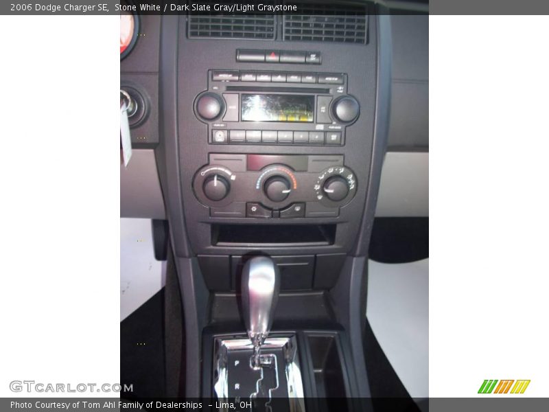Stone White / Dark Slate Gray/Light Graystone 2006 Dodge Charger SE