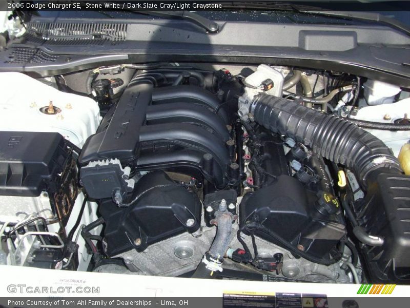 Stone White / Dark Slate Gray/Light Graystone 2006 Dodge Charger SE