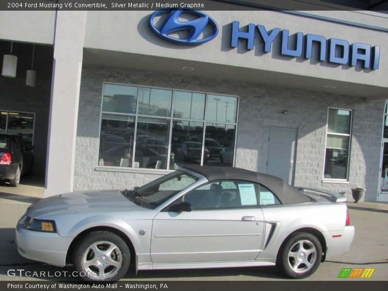 Silver Metallic / Medium Graphite 2004 Ford Mustang V6 Convertible