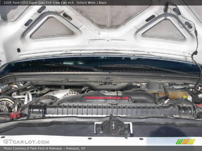 Oxford White / Black 2005 Ford F350 Super Duty FX4 Crew Cab 4x4