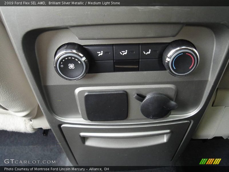 Brilliant Silver Metallic / Medium Light Stone 2009 Ford Flex SEL AWD