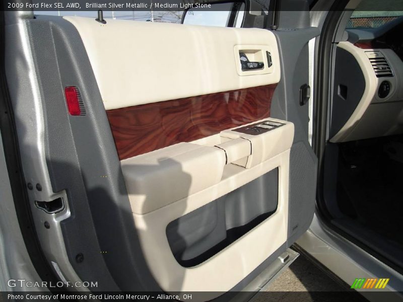 Brilliant Silver Metallic / Medium Light Stone 2009 Ford Flex SEL AWD