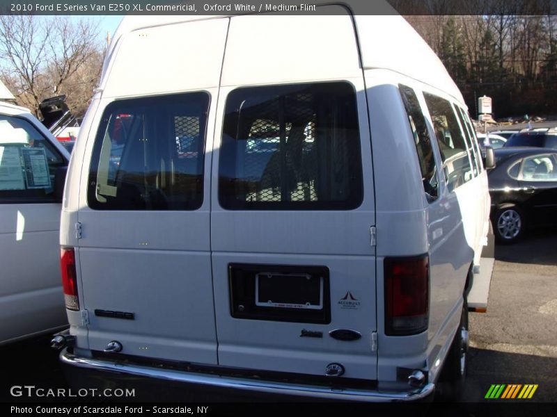 Oxford White / Medium Flint 2010 Ford E Series Van E250 XL Commericial