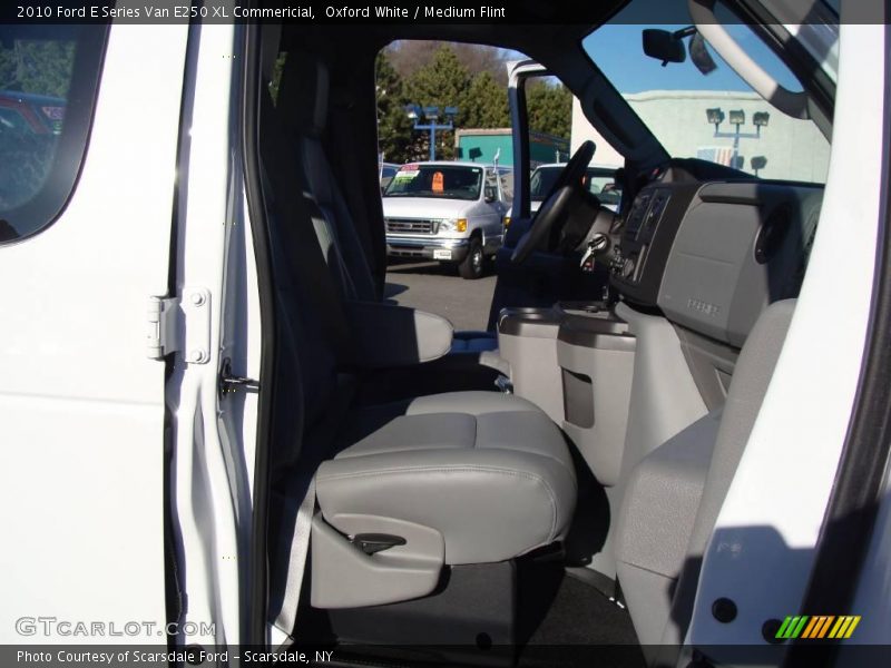 Oxford White / Medium Flint 2010 Ford E Series Van E250 XL Commericial