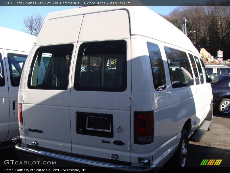 Oxford White / Medium Flint 2010 Ford E Series Van E250 XL Commericial