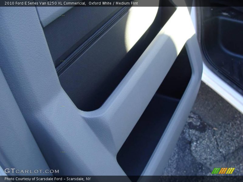 Oxford White / Medium Flint 2010 Ford E Series Van E250 XL Commericial