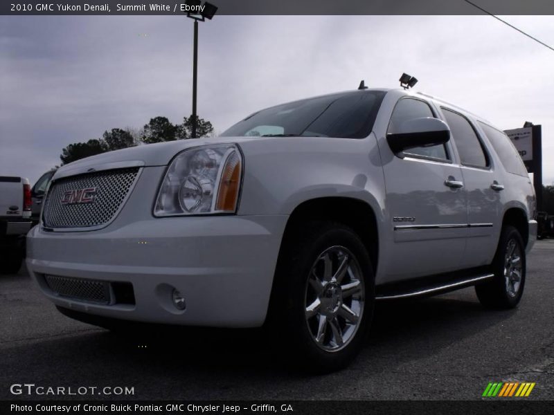 Summit White / Ebony 2010 GMC Yukon Denali