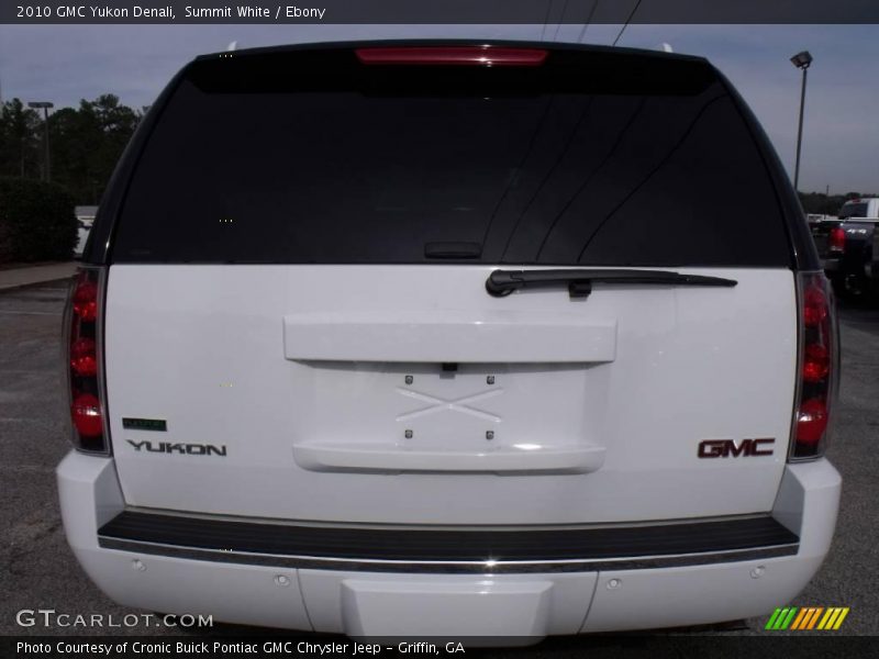 Summit White / Ebony 2010 GMC Yukon Denali