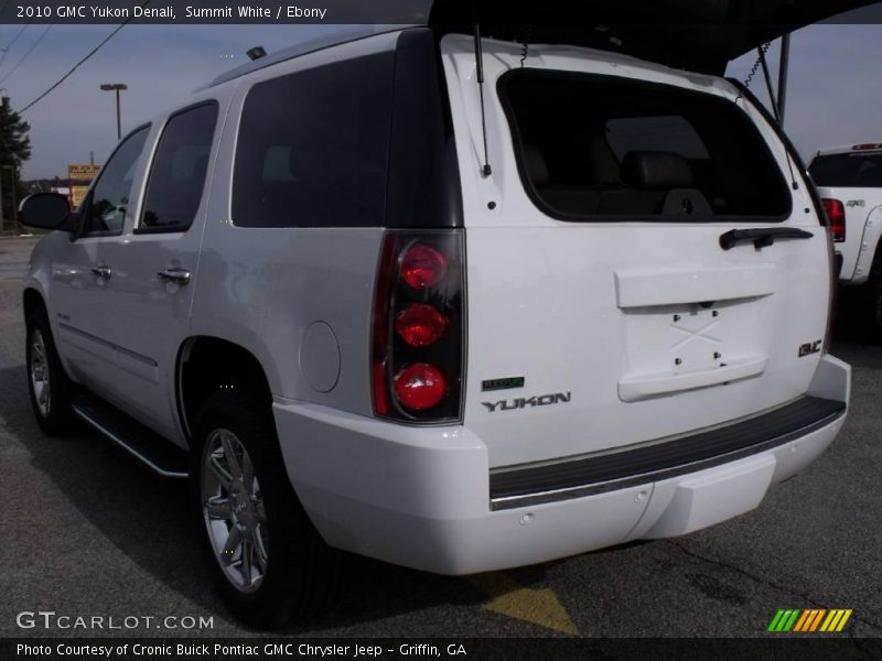 Summit White / Ebony 2010 GMC Yukon Denali