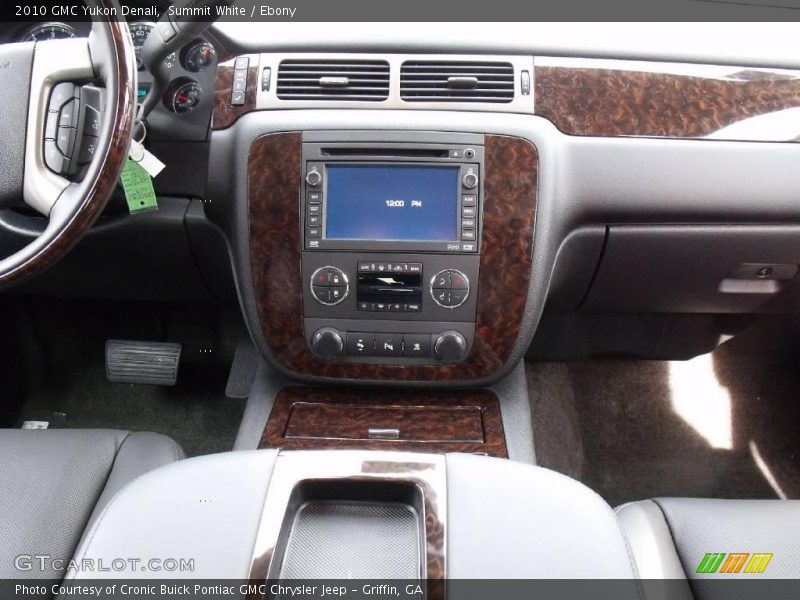 Summit White / Ebony 2010 GMC Yukon Denali