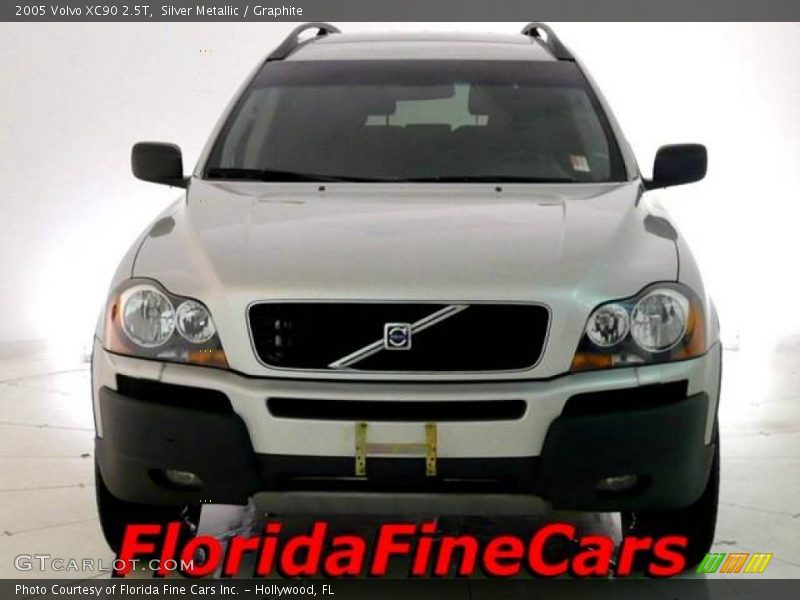 Silver Metallic / Graphite 2005 Volvo XC90 2.5T