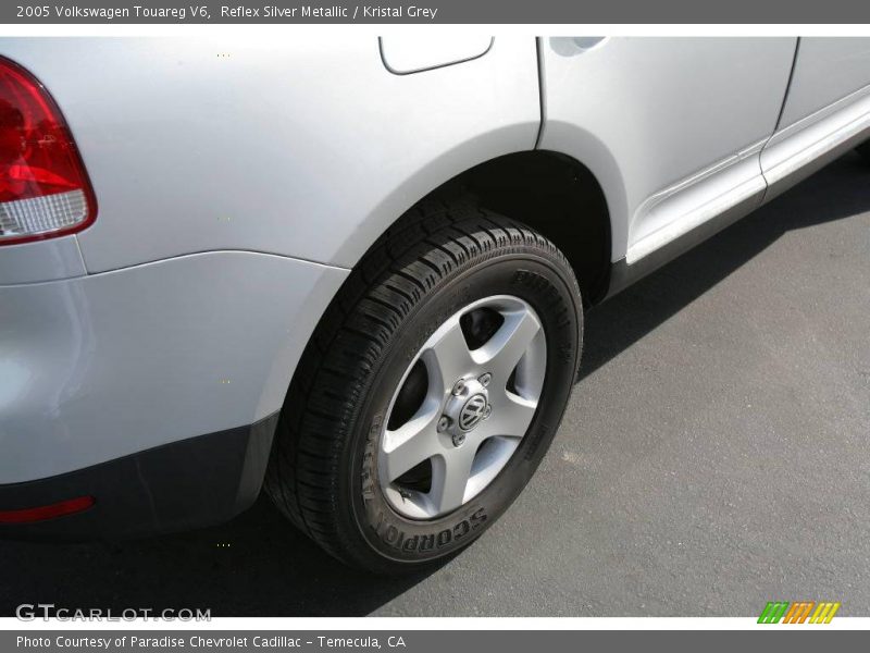 Reflex Silver Metallic / Kristal Grey 2005 Volkswagen Touareg V6