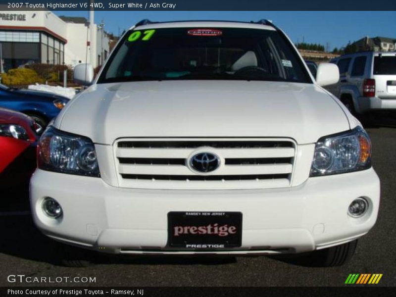 Super White / Ash Gray 2007 Toyota Highlander V6 4WD