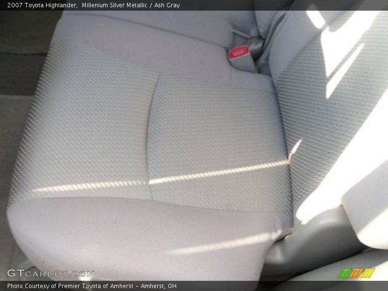 Millenium Silver Metallic / Ash Gray 2007 Toyota Highlander