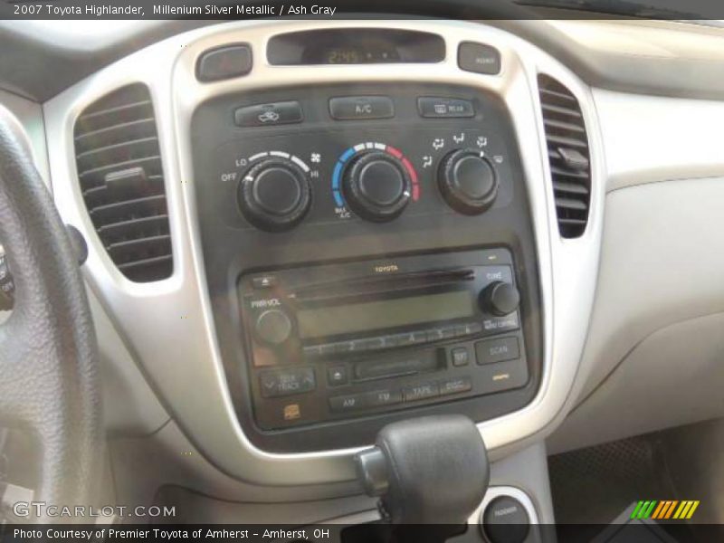 Millenium Silver Metallic / Ash Gray 2007 Toyota Highlander