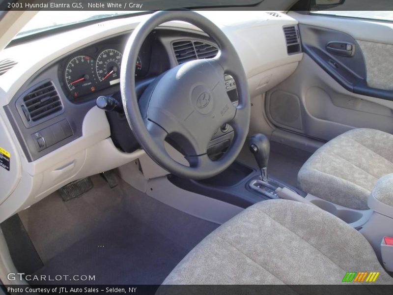 Noble White / Gray 2001 Hyundai Elantra GLS