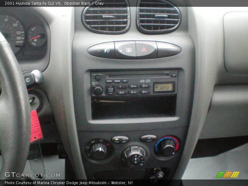 Obsidian Black / Gray 2001 Hyundai Santa Fe GLS V6