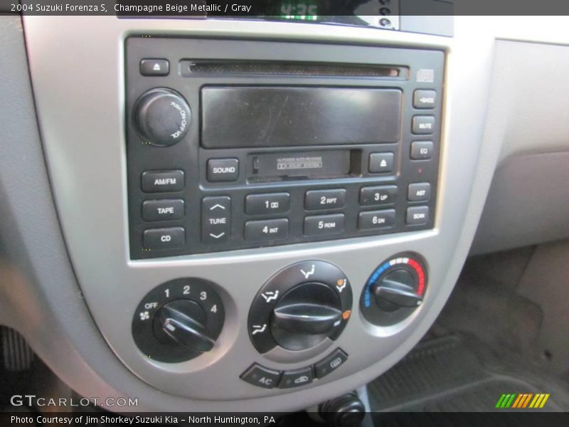 Champagne Beige Metallic / Gray 2004 Suzuki Forenza S