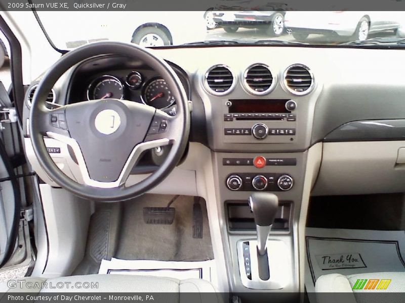 Quicksilver / Gray 2009 Saturn VUE XE