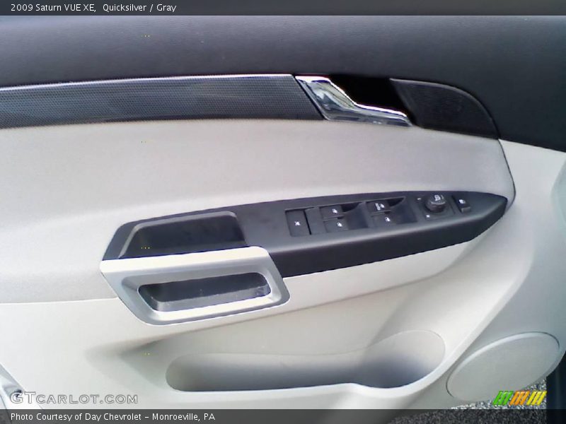 Quicksilver / Gray 2009 Saturn VUE XE